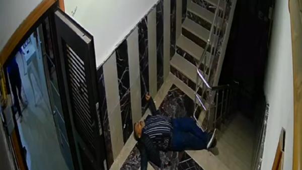 Silahlı saldırıda ölen muhtarın babası ile üvey kardeşi tutuklandı (2)