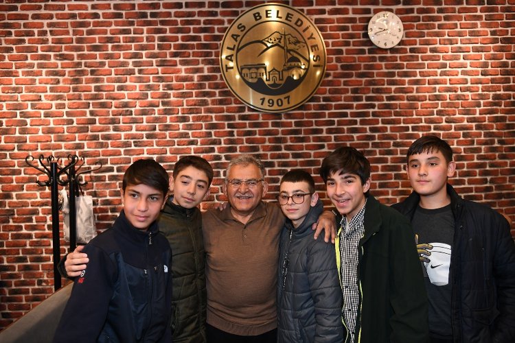 Memduh Büyükkılıç teravin sonrası gençlik buluşması