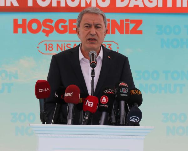 Bakan Akar: Mehmetçik, teröristlerin sözde kalesi Çemçö Mağarası'na girdi (3)