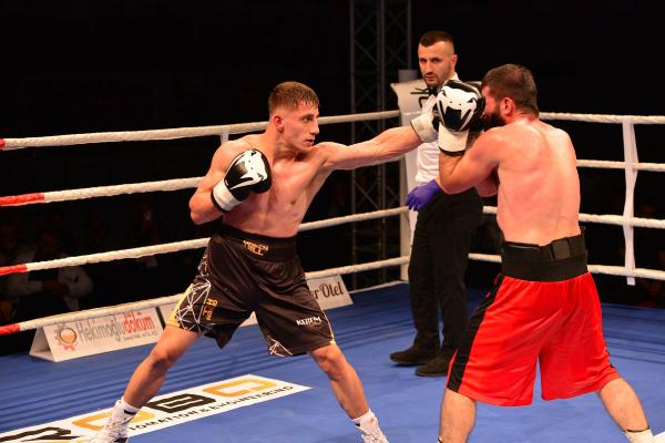 Dünya şampiyonasında milli boksöre 'yer bildirimi' engeli