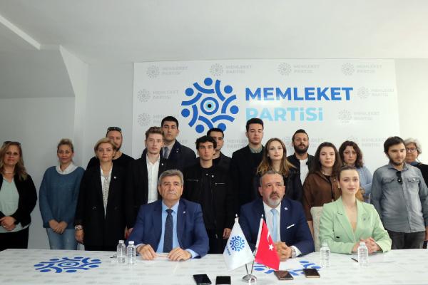 Edirne'de Memleket Partisi'nin çekilen milletvekili adayları gerekçelerini açıkladı