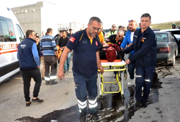 Karaman'da iki otomobil çarpıştı: 2'si çocuk 5 yaralı