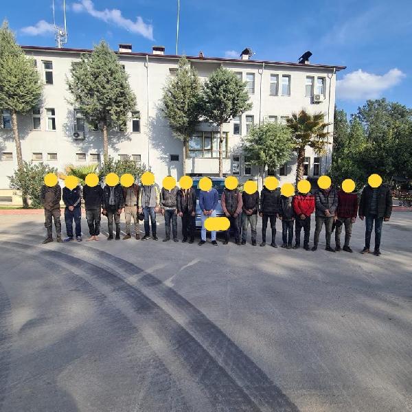 Kilis'te 40 kaçak göçmen yakalandı