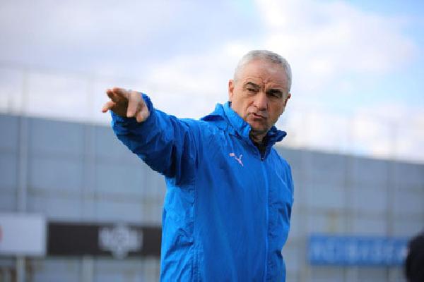 Rıza Çalımbay: Başakşehir maçında çok dikkatli oynamamız gerekiyor