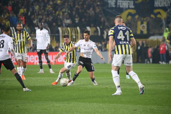 Salih Uçan: Hocamız devre arasında rahat oynayın dedi