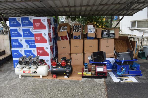 Villada kaçak sigara üretimine 2 gözaltı