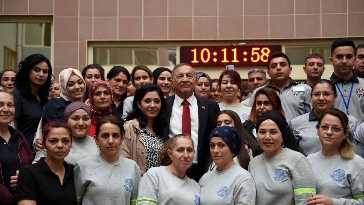 Seyhan Belediyesi’nde bayramlaşma sevinci