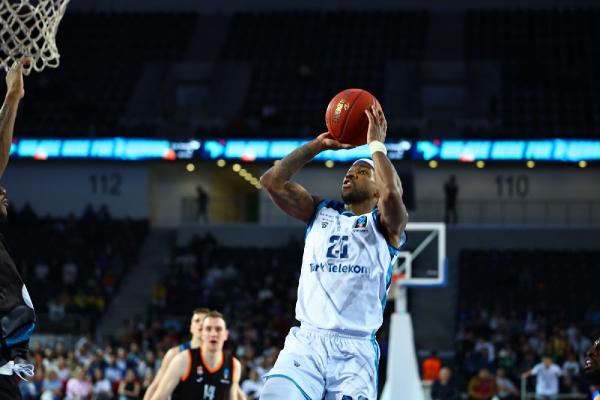 Ümit Önal: "Türk Telekom olarak Türk sporunu desteklemeye devam edeceğiz"