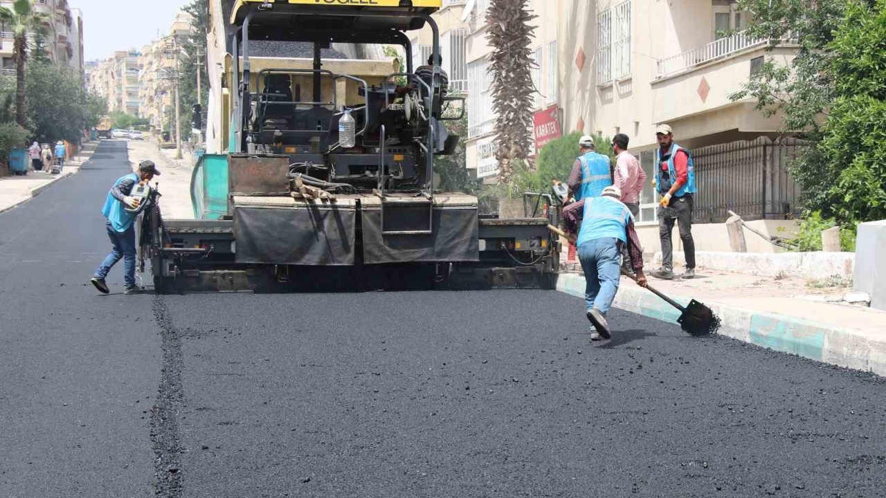 Haliliye Belediyesinden sıcak asfalt atağı