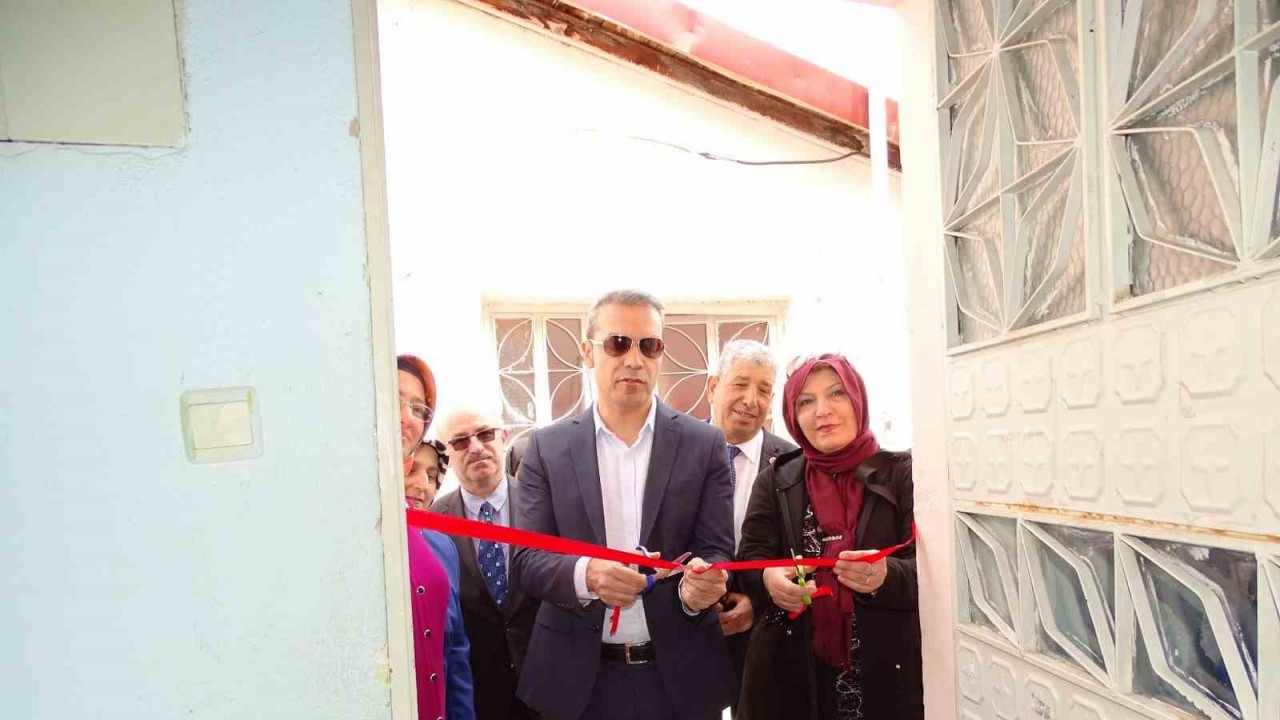 Hisarcık’ta giyim kursu yıl sonu sergisi