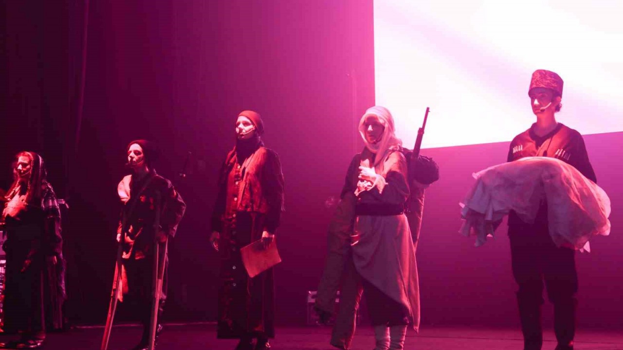 Kahramanlıkları ile tarihte iz bırakan Türk kadınları Kütahya’da anıldı