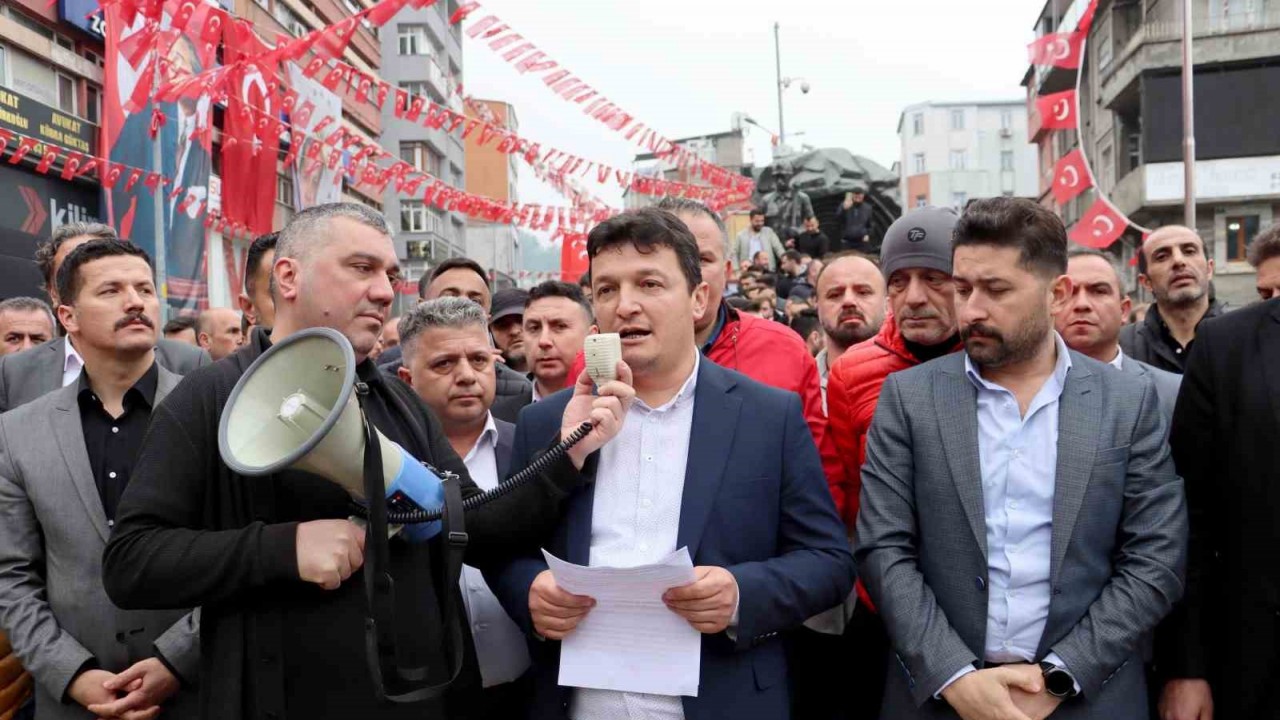 Madenciler toplu iş sözleşmesi görüşmelerinde taleplerinin karşılanmasını istedi