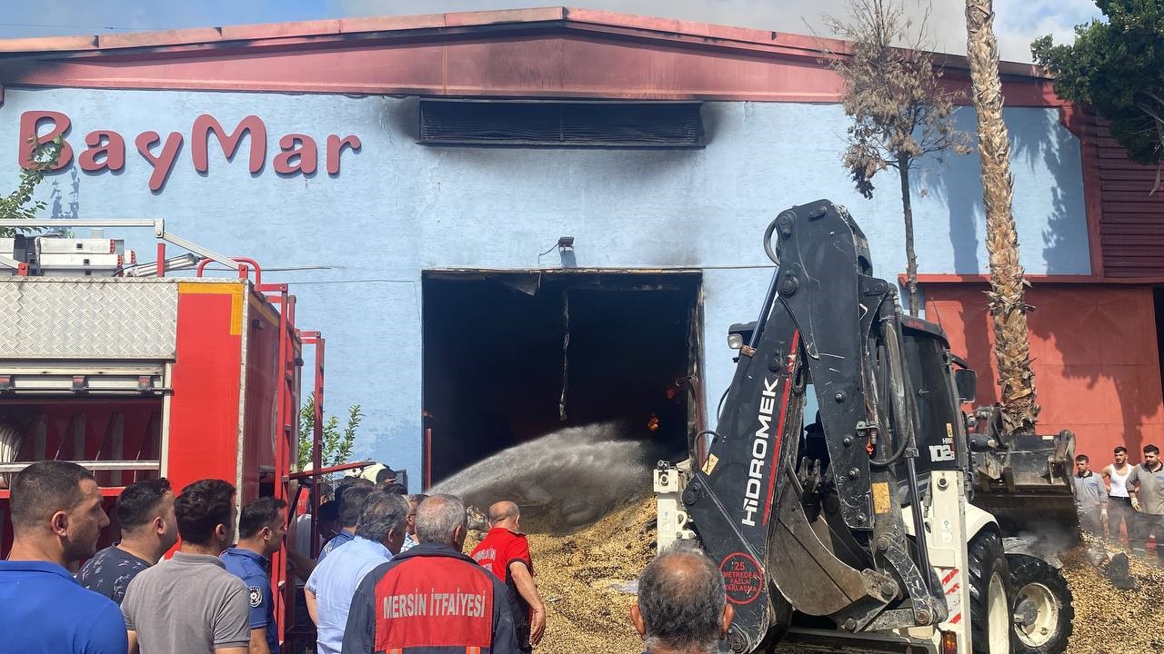 Mersin Serbest Bölgesi’nde yangın