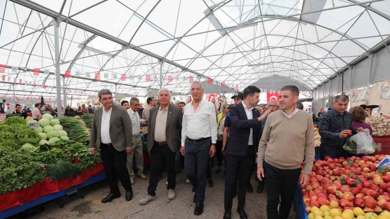 Mezitli Belediyesi semt pazarını yeniledi