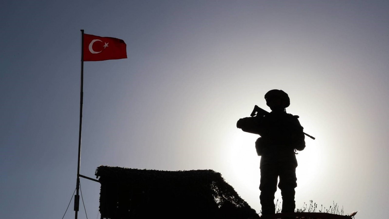 MSB: “Yunanistan’a ve Suriye’den ülkemize yasa dışı yollarla geçmeye çalışan 12 kişi yakalandı”