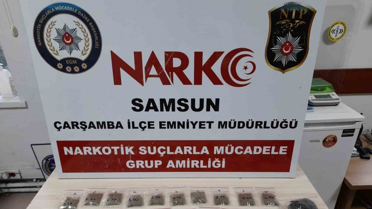 Şüpheli araçtan esrar çıktı