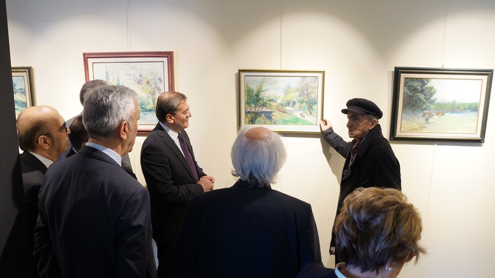 Yazar Nail Tan resim koleksiyonunu Kastamonu Üniversitesine bağışladı