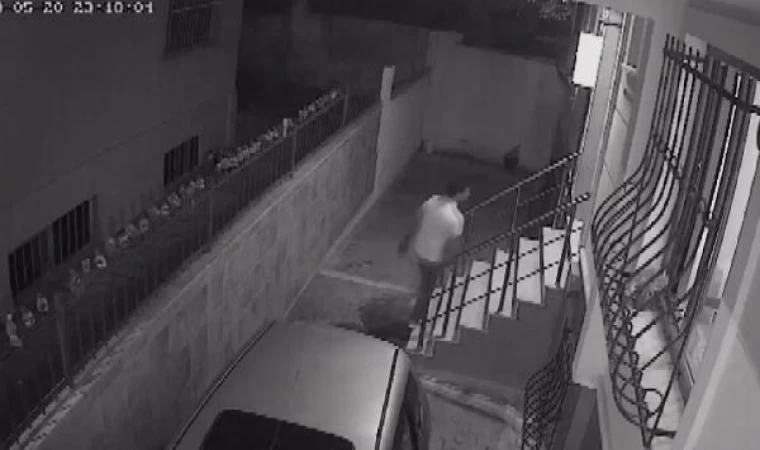 Bayrampaşa’da ayakkabı hırsızlığı kamerada