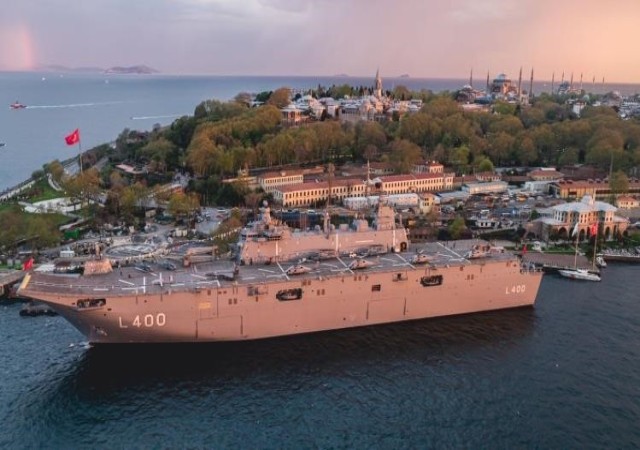 TCG Anadolu gemisini İstanbulda 36 günde toplam 221 bin 622 kişi ziyaret etti