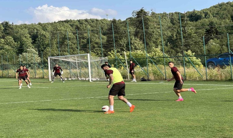 Fatih Karagümrükün yeni transferleri ilk antrenmanına çıktı