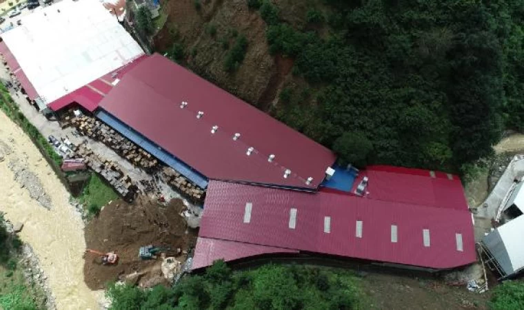 Giresun’da fabrikada göçük altında kalan işçiden iletişim kesildi (2)