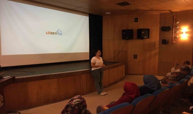 LÖSEVden kanser hastası olan ailelere seminer