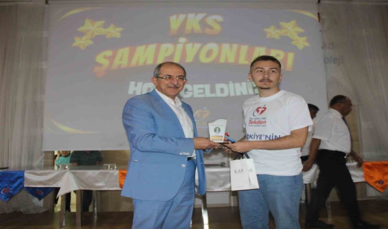 Tekdenden YKSde büyük başarı