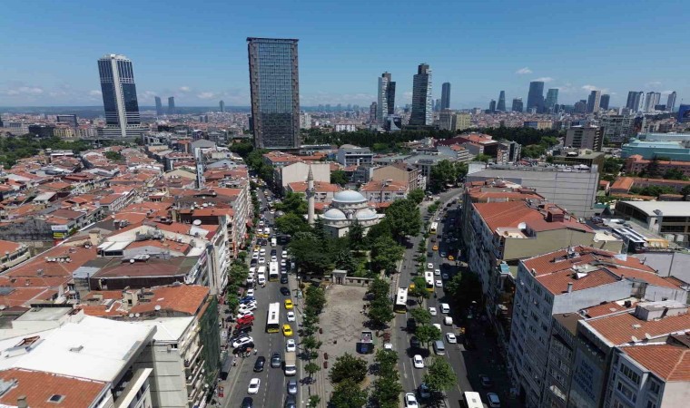 Türkiyenin ilk ölümlü trafik kazası bu caddede meydana geldi
