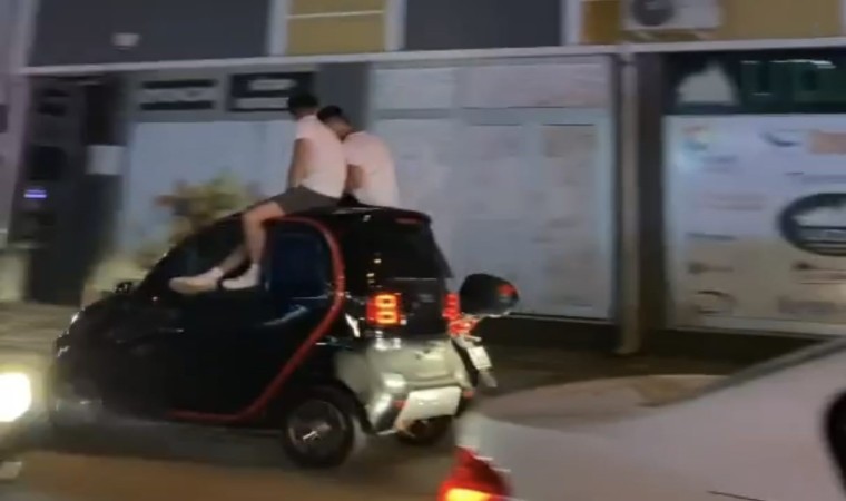 Bursada tehlikeli yolculuk amatör kameraya yansıdı