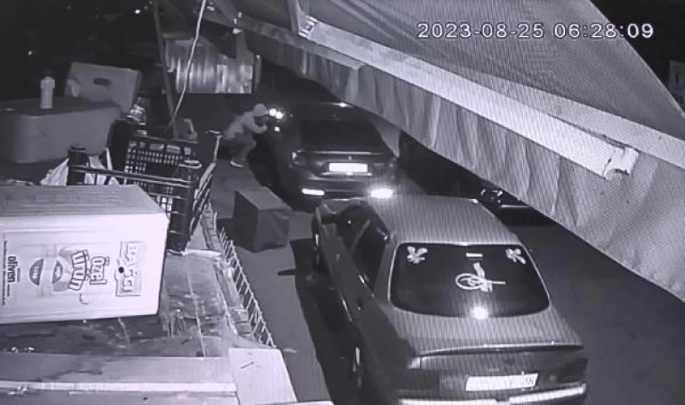 Esenler’de hayalet ekran hırsızlığı kamerada