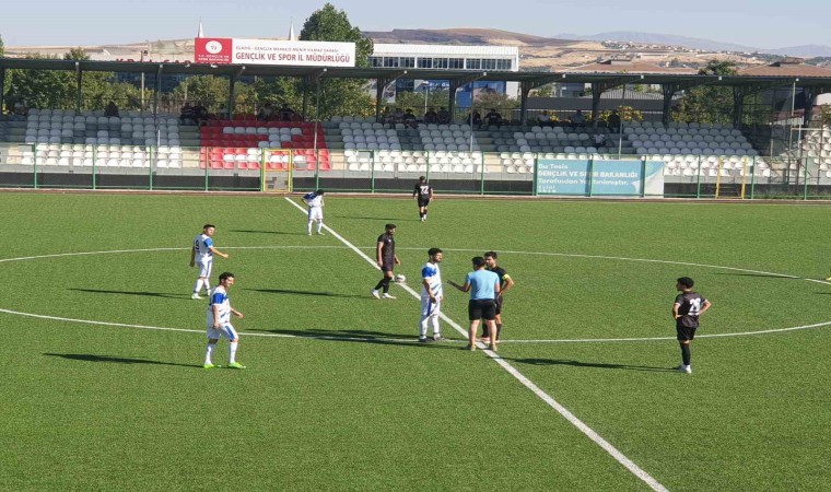 Hazırlık maçında gülen taraf Arguvanspor oldu