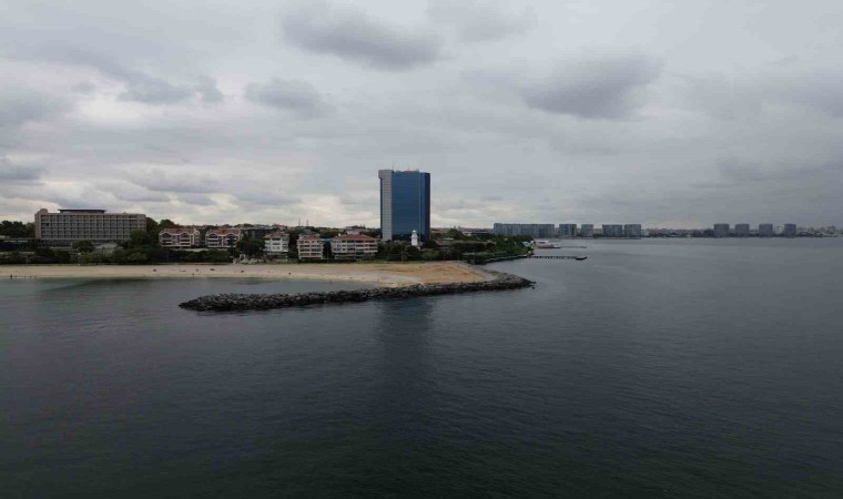 İstanbulun birçok tarihi olayına şahitlik eden Yeşilköy havadan görüntülendi