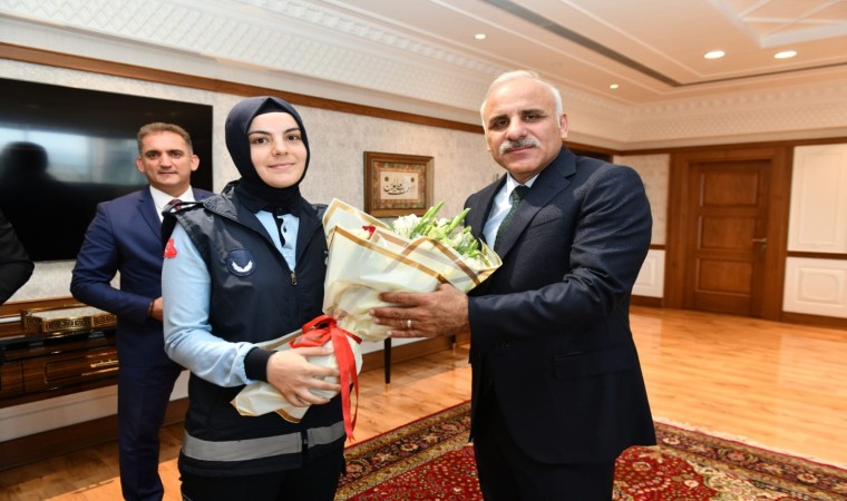 Başkan Zorluoğlu zabıta ekipleri ile bir araya geldi