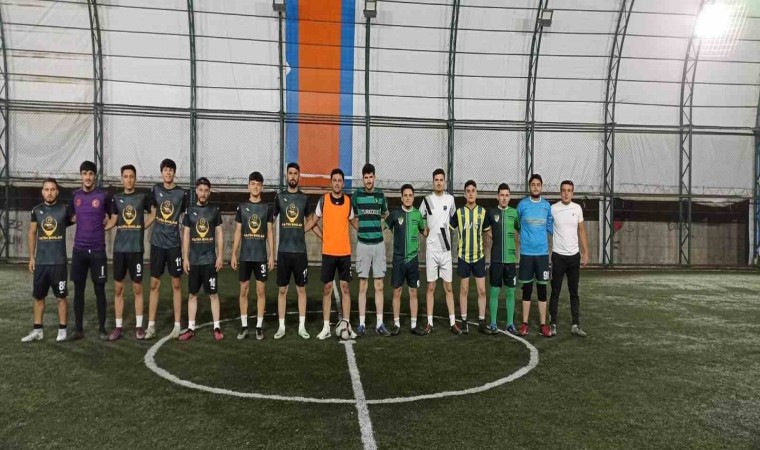 Çameli 100. yıl için yeşil sahada buluştu