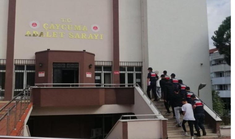 Jandarmanın yakaladığı 5 motosiklet hırsızı tutuklandı