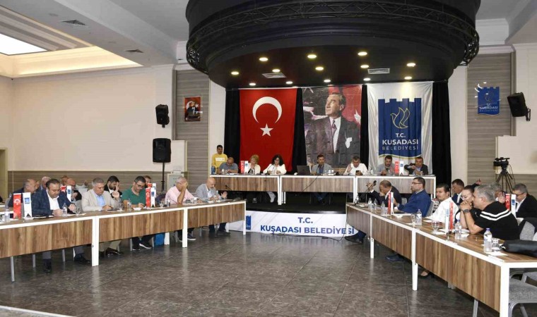 Başkan Günel, kültür sanat faaliyetlerini eleştirenlere yanıt verdi