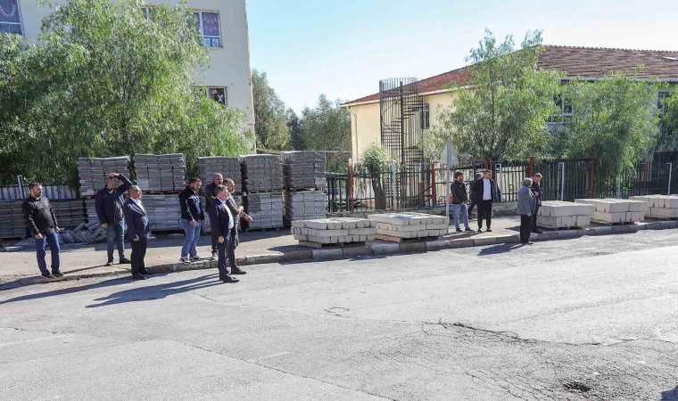 Bayraklı Gümüşpalada trafik sorununa çözüm