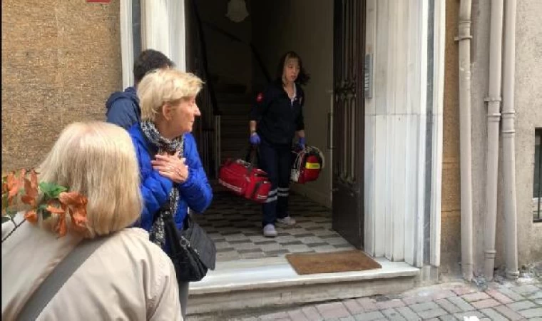 Beşiktaş’ta banyoda bayılan emekli öğretmeni itfaiye ve polis kurtardı