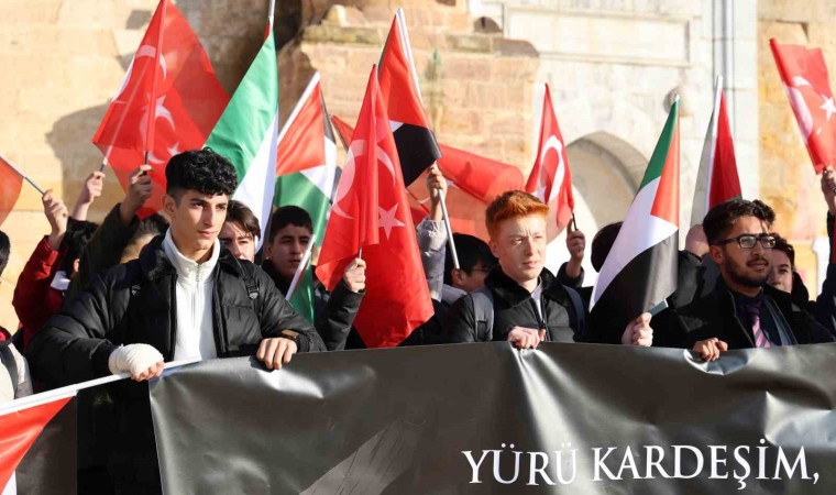 Liseliler Gazze için Sosyal Medya ve Edebiyat gücünü kullanacak