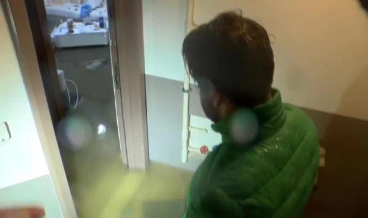 Pendik’te sağanak yağış su baskınlarına yol açtı