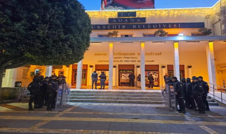 Adana Büyükşehir Belediyesi’nden 2 yıldır aynı firmalar reklam ihalesi almış