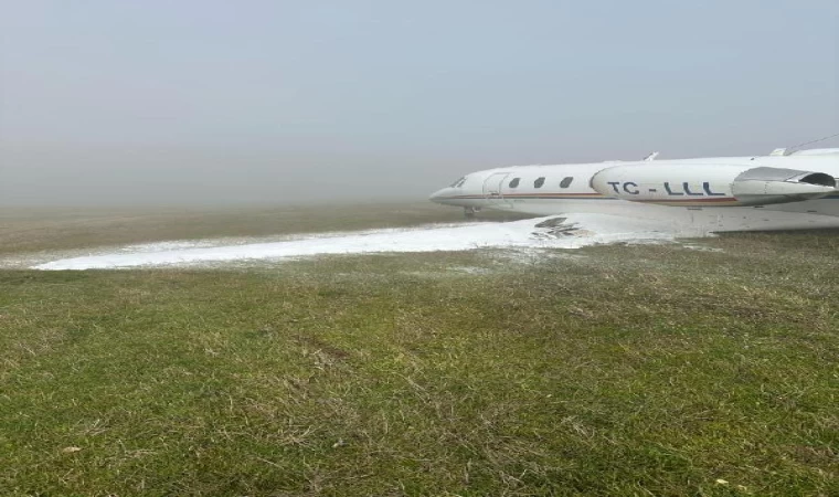 Diyarbakır’da özel jet pistten çıktı - 1
