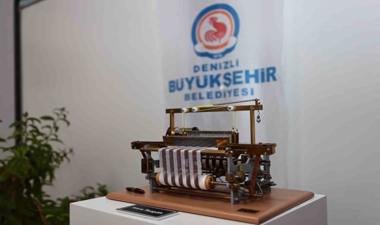 Dünyanın en küçük dokuma tezgahları görücüye çıktı