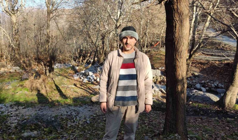 Elazığda nesli tehlike altındaki dağ keçileri sürü halinde görüntülendi