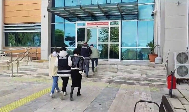 Hisselerini karlı satacağız diyen dolandırıcılara inandı, hayatının şokunu yaşadı