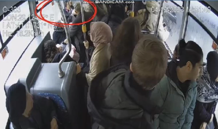 İETT otobüsündeki biber gazlı tartışma güvenlik kamerasına yansıdı