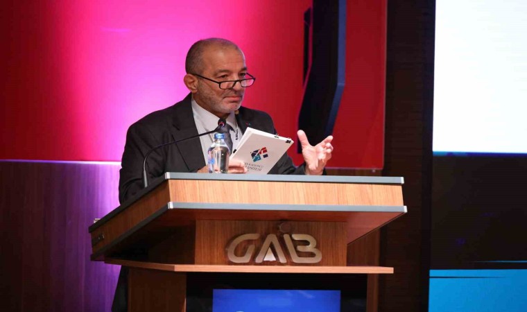 Rektör Dereli, İhracat Seferberliği Zirvesinde İhracat Ekosisteminde üniversitelerin rolünü anlattı