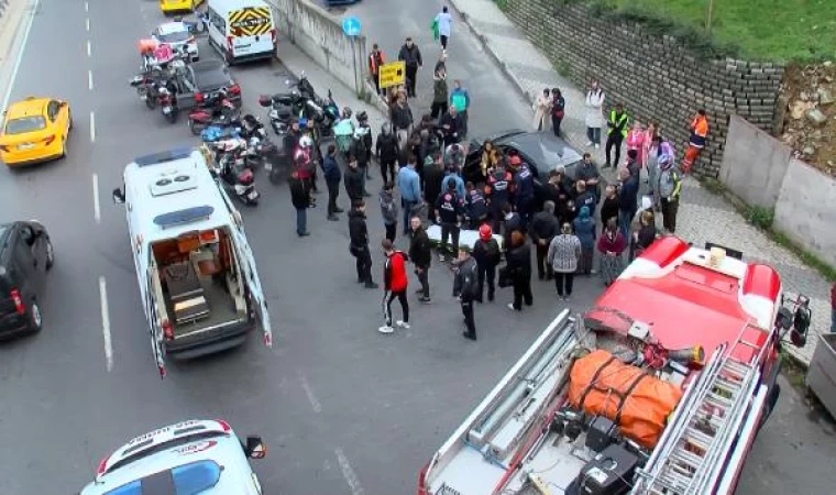 Şişli’de otomobilin çarptığı motosikletli yaralandı