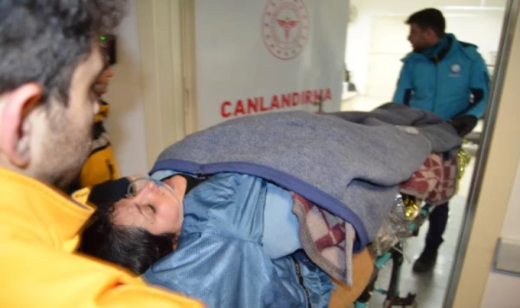 Aksaray’da mahsur kalan dağcı, helikopterle kurtarıldı