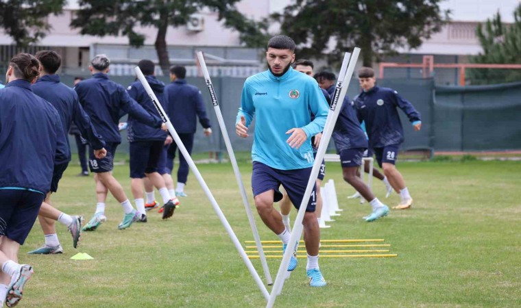 Alanyasporda Kasımpaşa maçı hazırlıkları başladı